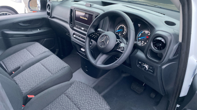 Mercedes-Benz Vito EL2 Electric Fwd 85kW 66kWh Pro Van Auto - Image 3